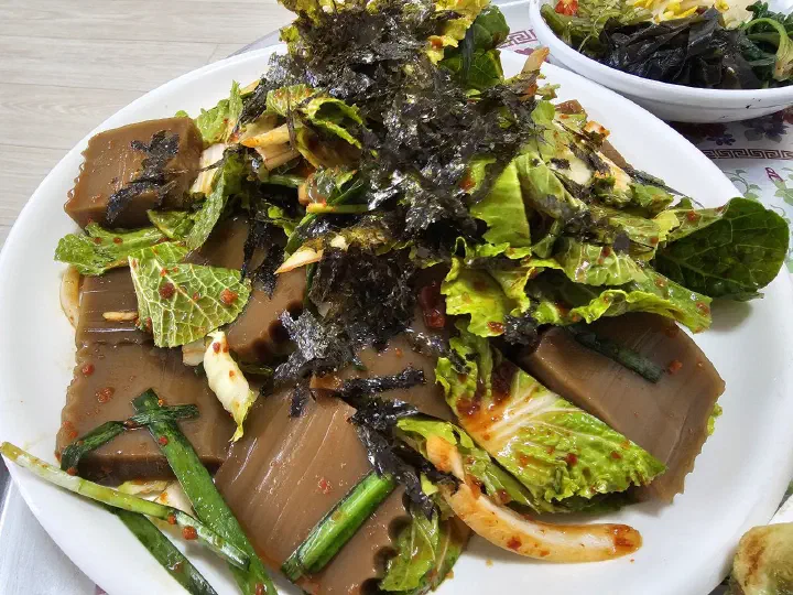 직접 만든 도토리묵무침