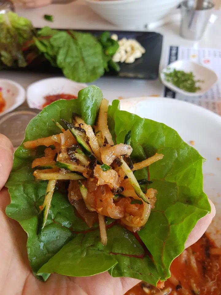 Charcoal-grilled eel dish