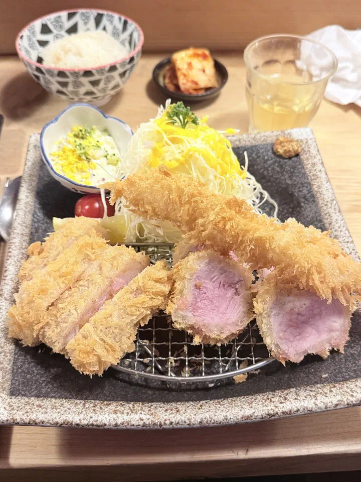 Hirekatsu pork tenderloin cutlet served with whole-shrimp ebi katsu at Tonshou Gwangan