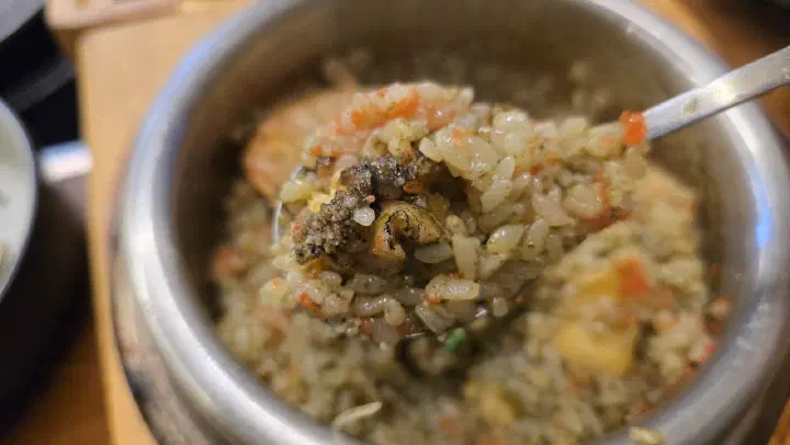 Fried stuffed peppers at Handasot
