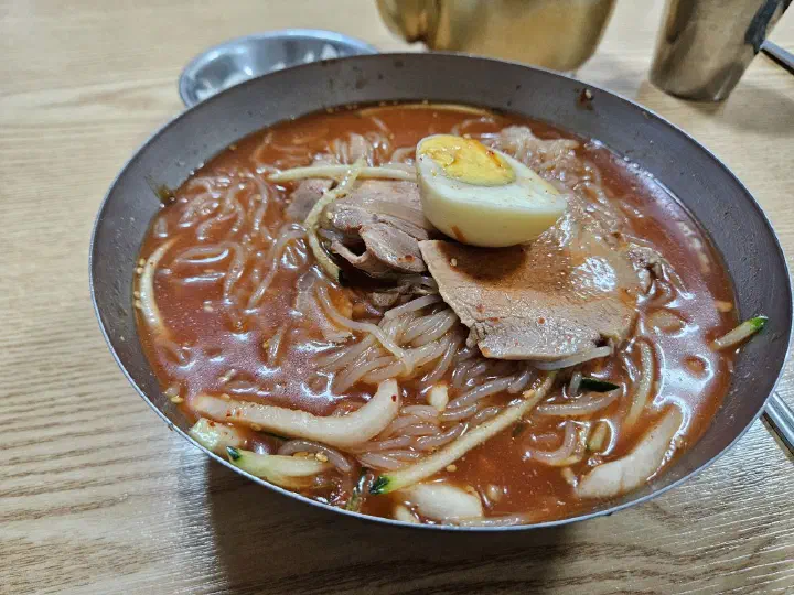 내호냉면 비빔냉면