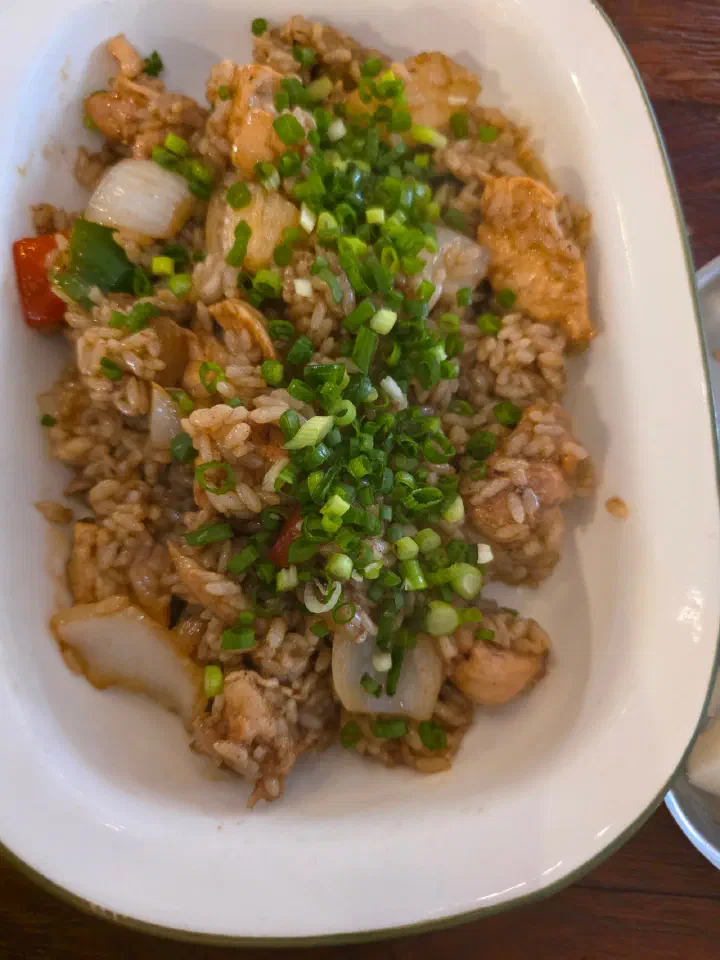 Chicken fried rice at Cheongchun Kitchen, loose rice with big chunks of chicken and scallions