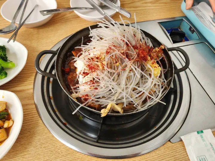 대전 둘레식당 매운돼지냄비갈비