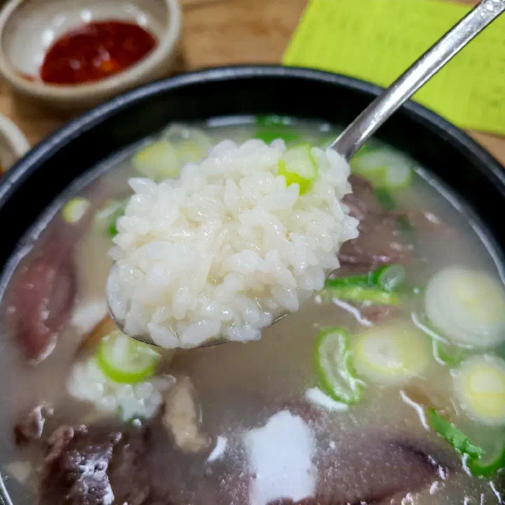 토렴해서 말아 나온 밥