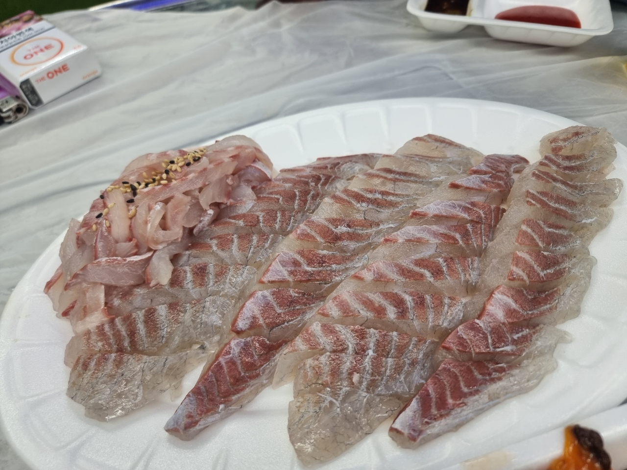 Black seabream sashimi plated at Haejeoksusan