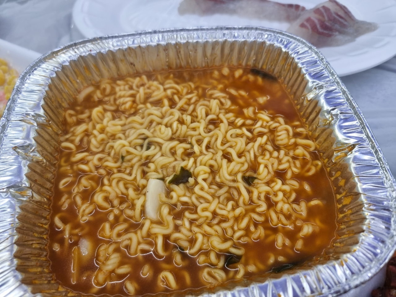 Instant ramen, the bbogeuli style, to round things off