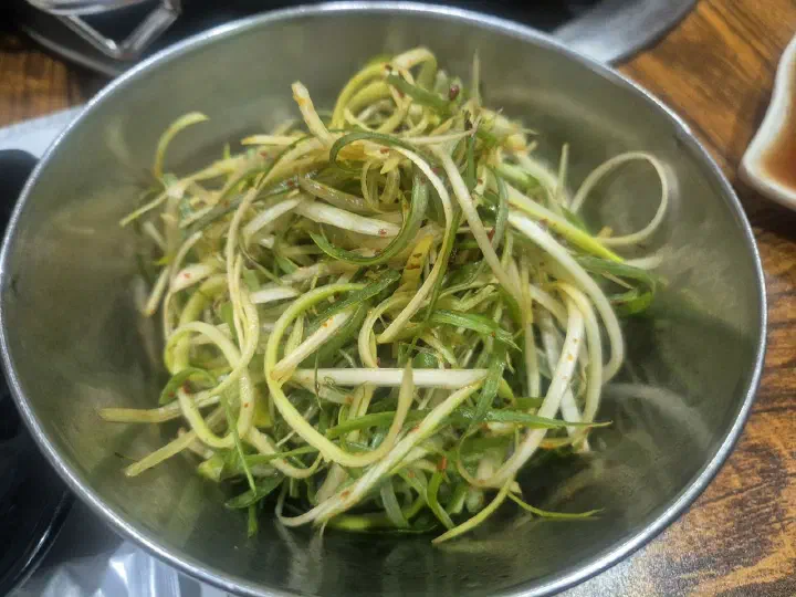 물냉면