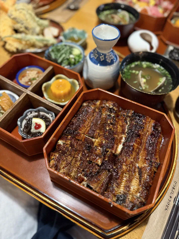 Special hitsumabushi set with one and a half grilled eels at Haemok, Busan