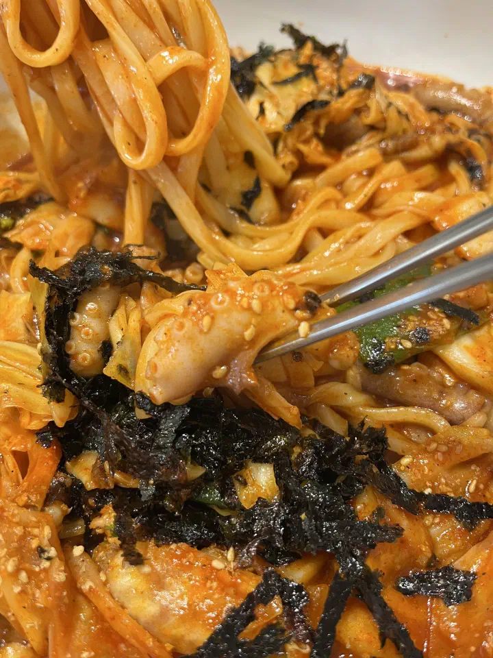 신라제면 안국점 양념에 비비는 칼낙새
