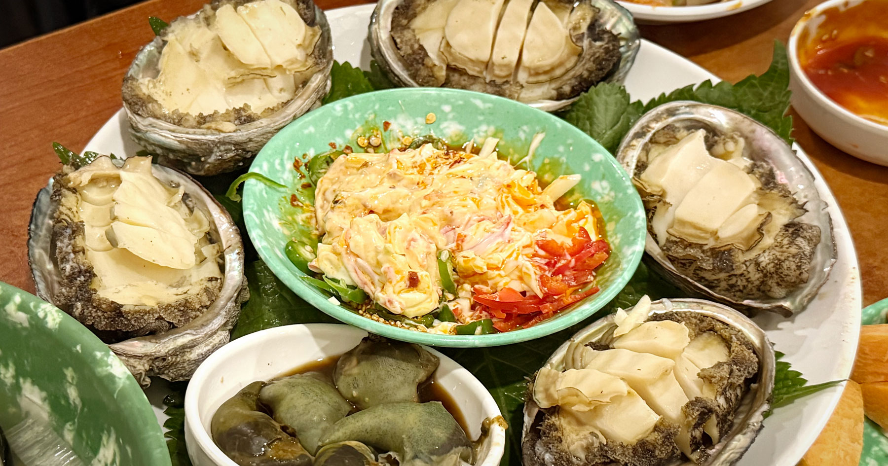 Seasonal seafood spread at Seochon Gyedanjip in Seoul