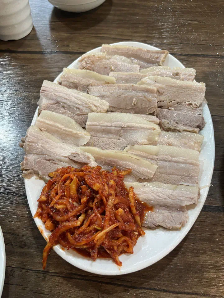 주문진 막국수 매장 입식 한 상