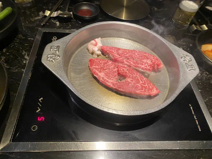 창고43 판교점 특안심 생고기