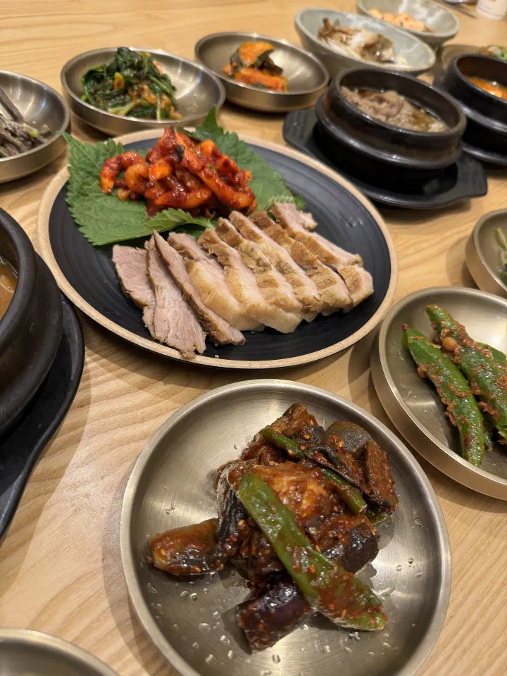 Neatly plated namul side dishes