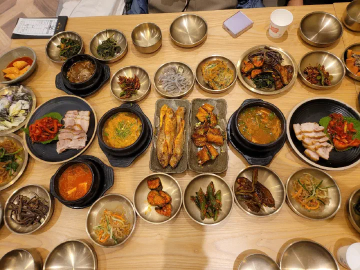 A full table set for several
