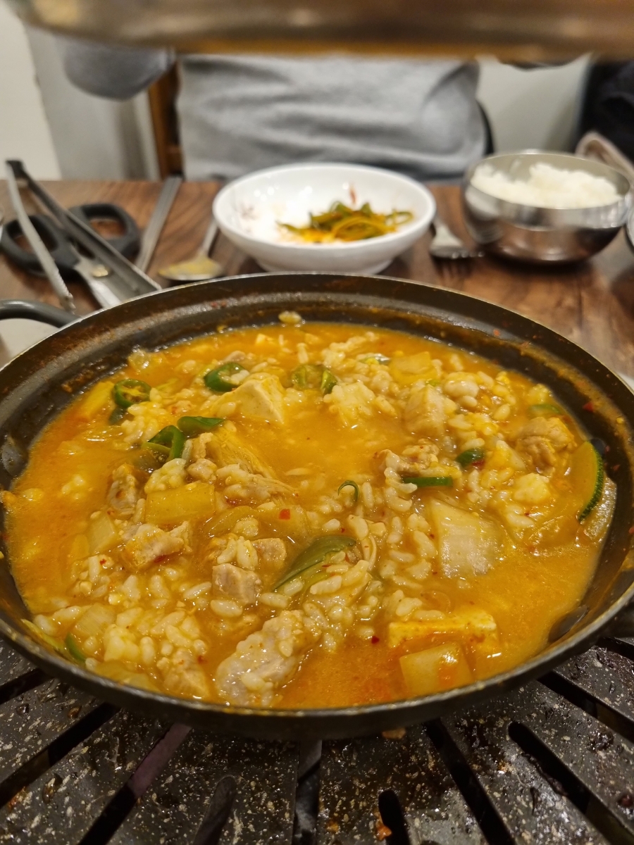 Gogi sulbap pork rice stew finale at Suksungdoma