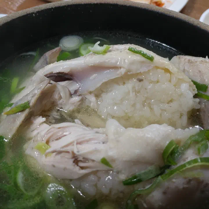 Close-up of samgyetang at Gogung Samgyetang