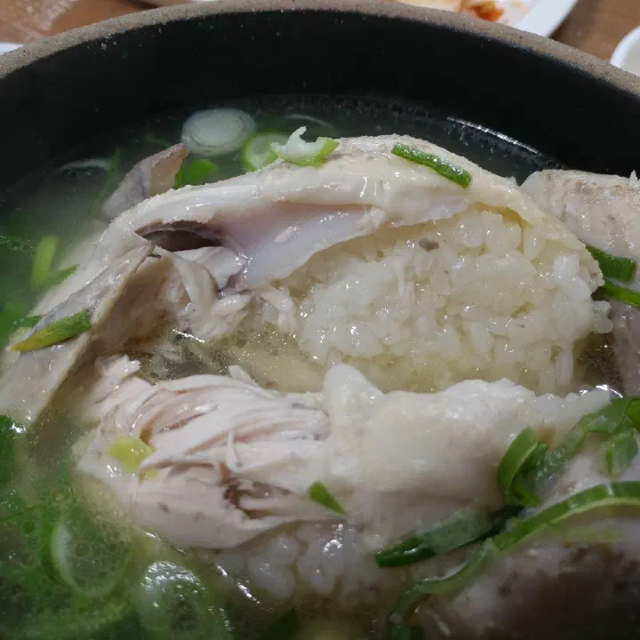 고궁삼계탕 삼계탕 클로즈업
