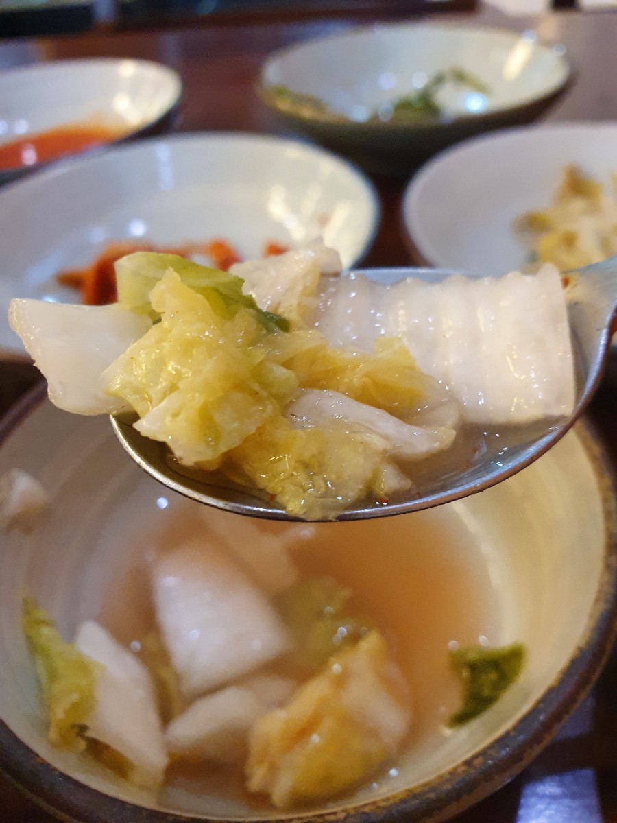 Refreshing water kimchi at Wonjo Jeonbokjuk