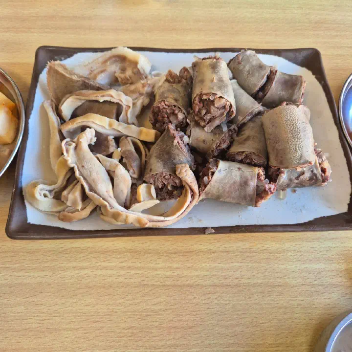 백암순대 모듬 한 접시