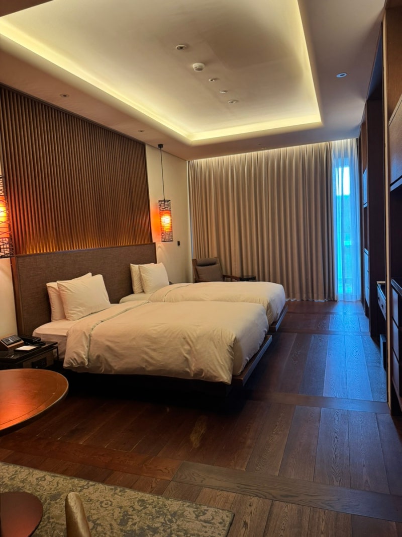 Premier Twin Room beds at Ananti Cove