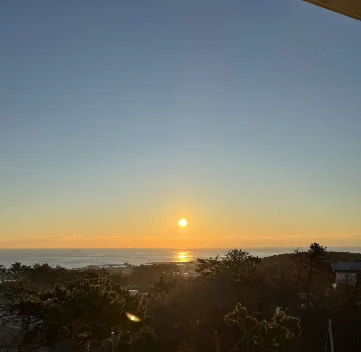 Sunrise over the Gijang sea from Villa de Himmel