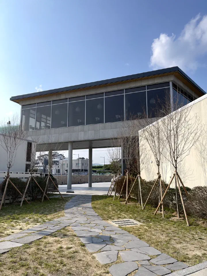 Ocean Bliss Urban Resort exterior - new oceanfront pool villa near Ganjeolgot, Ulsan